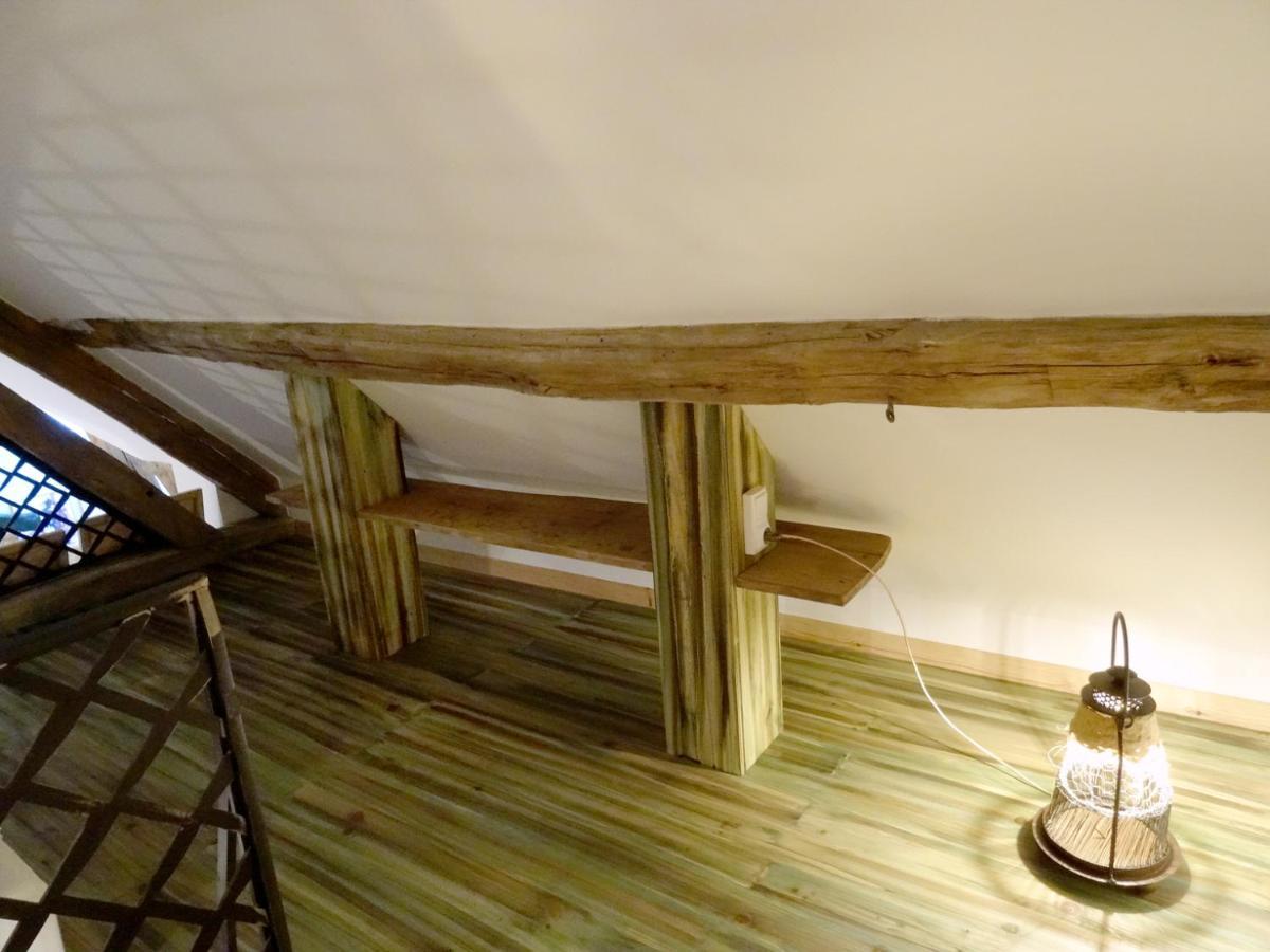 L'Escalier Des Reves Bed and Breakfast Saint-Sauveur-en-Puisaye Buitenkant foto